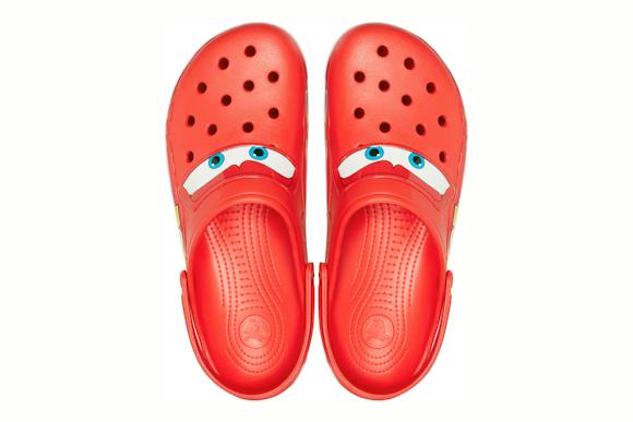 Lightning McQueen Crocs - view 4